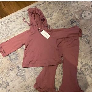 Matching set purple size 6